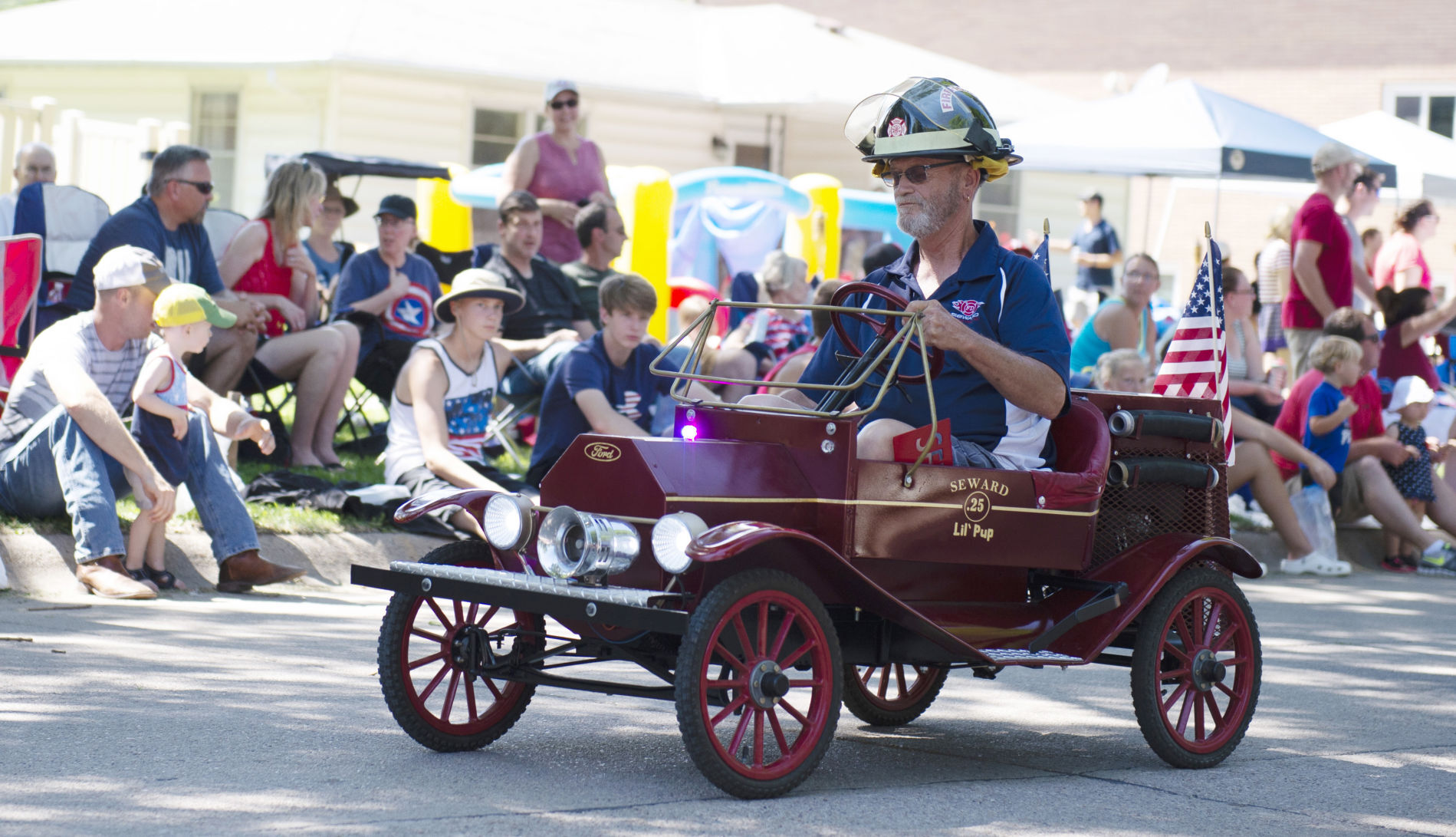 SEWARD'S GRAND PARADE, 7.04